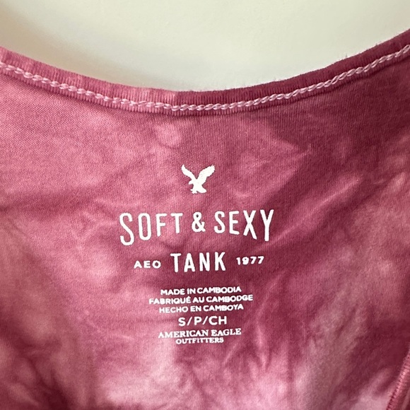 AMERICAN EAGLE OUTFITTERS | Soft & Sexy Tank Tie-Dye Spaghetti Strap Top - Picture 6 of 12